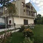 La Moraleja Bed & Breakfast