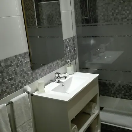La Moraleja 3* سولاريس