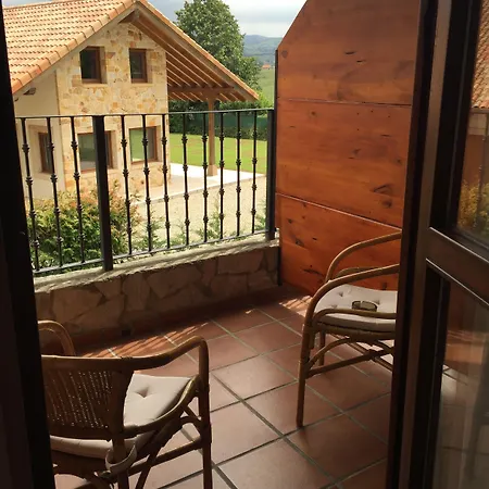 La Moraleja فندق مبيت وإفطار سولاريس