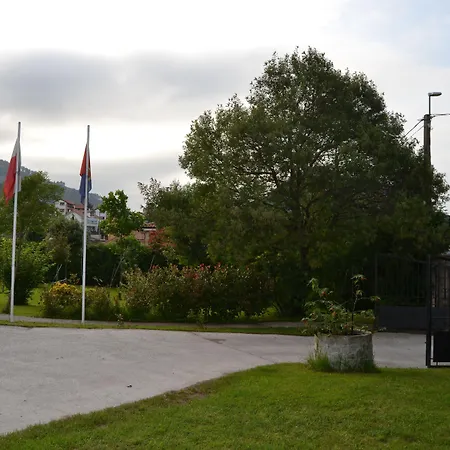 La Moraleja Nocleg ze śniadaniem 3*