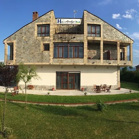 La Moraleja Frühstückspension Solares