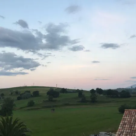 La Moraleja فندق مبيت وإفطار سولاريس