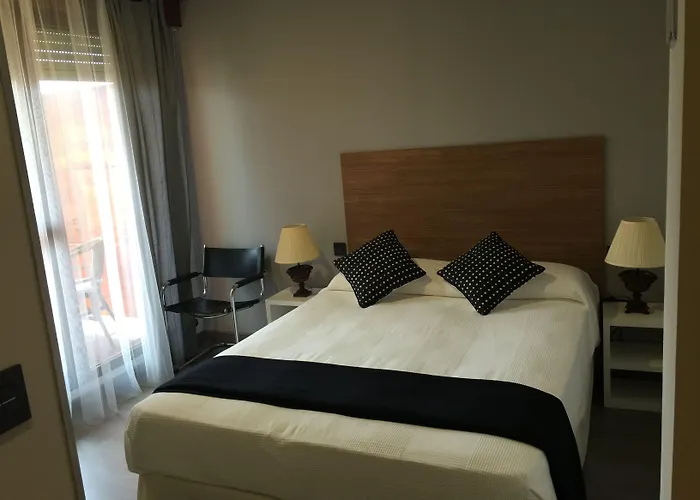 Bed & Breakfast La Moraleja Solares